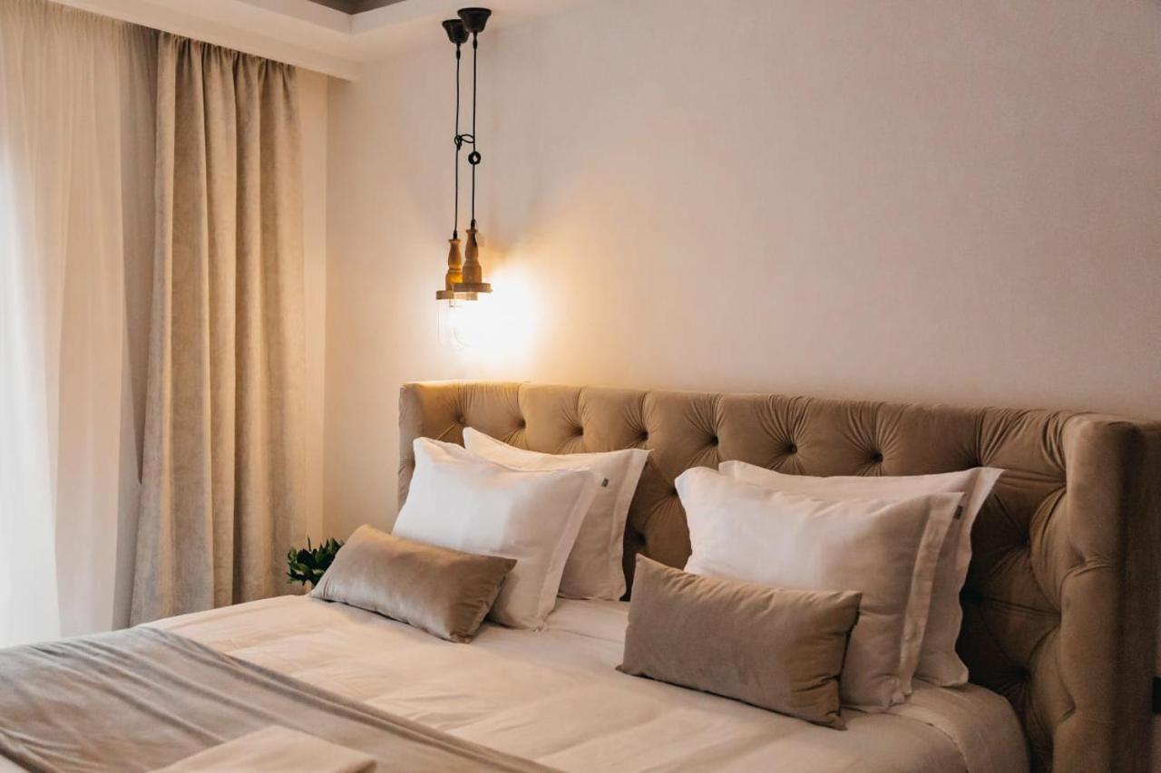 The Berg'S 2 Hotell Ocna Mures Exteriör bild